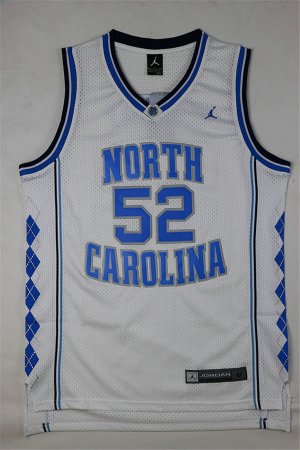 Maillot De Basket NCAA North Carolina University James Ager Worthy 52 Blanc